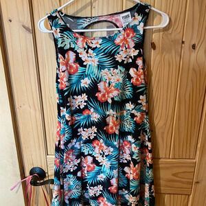 Victoria’s Secret Pink Hawaiian flower dresss size Large
